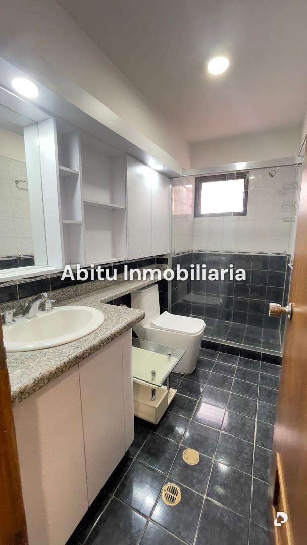 Apartamento en Campo Alegre, Caracas – 6