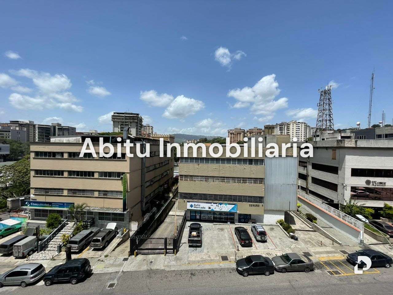 Building in La Urbina, Caracas – 4