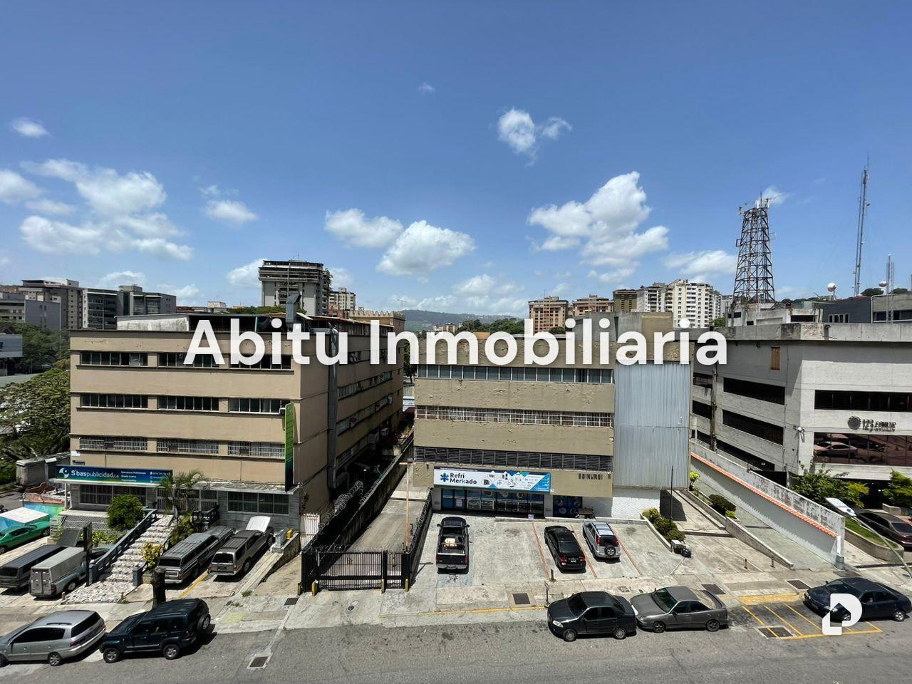 Building in La Urbina, Caracas – 4