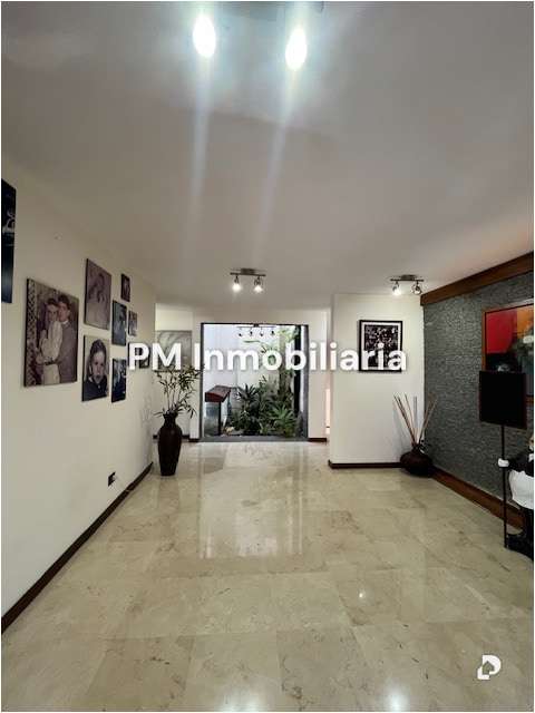 Casa en Los Naranjos (Las Mercedes), Caracas – 24