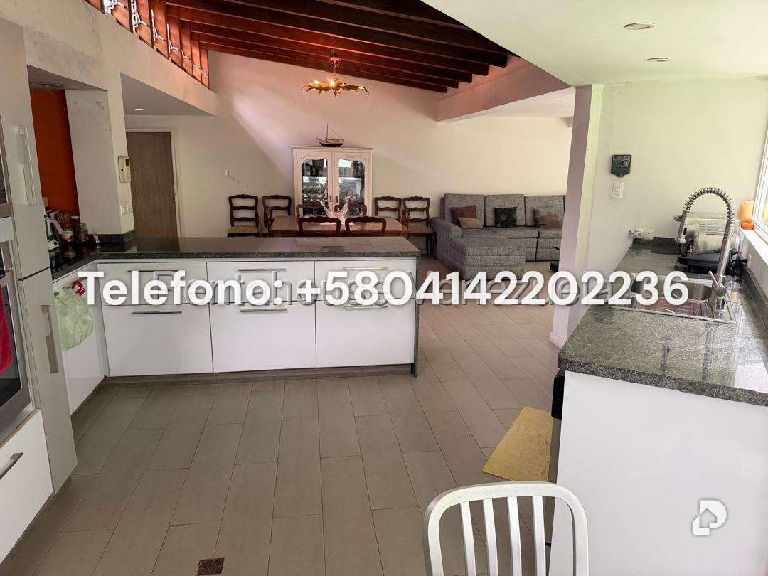 Casa en Santa Gertrudis, Caracas – 11
