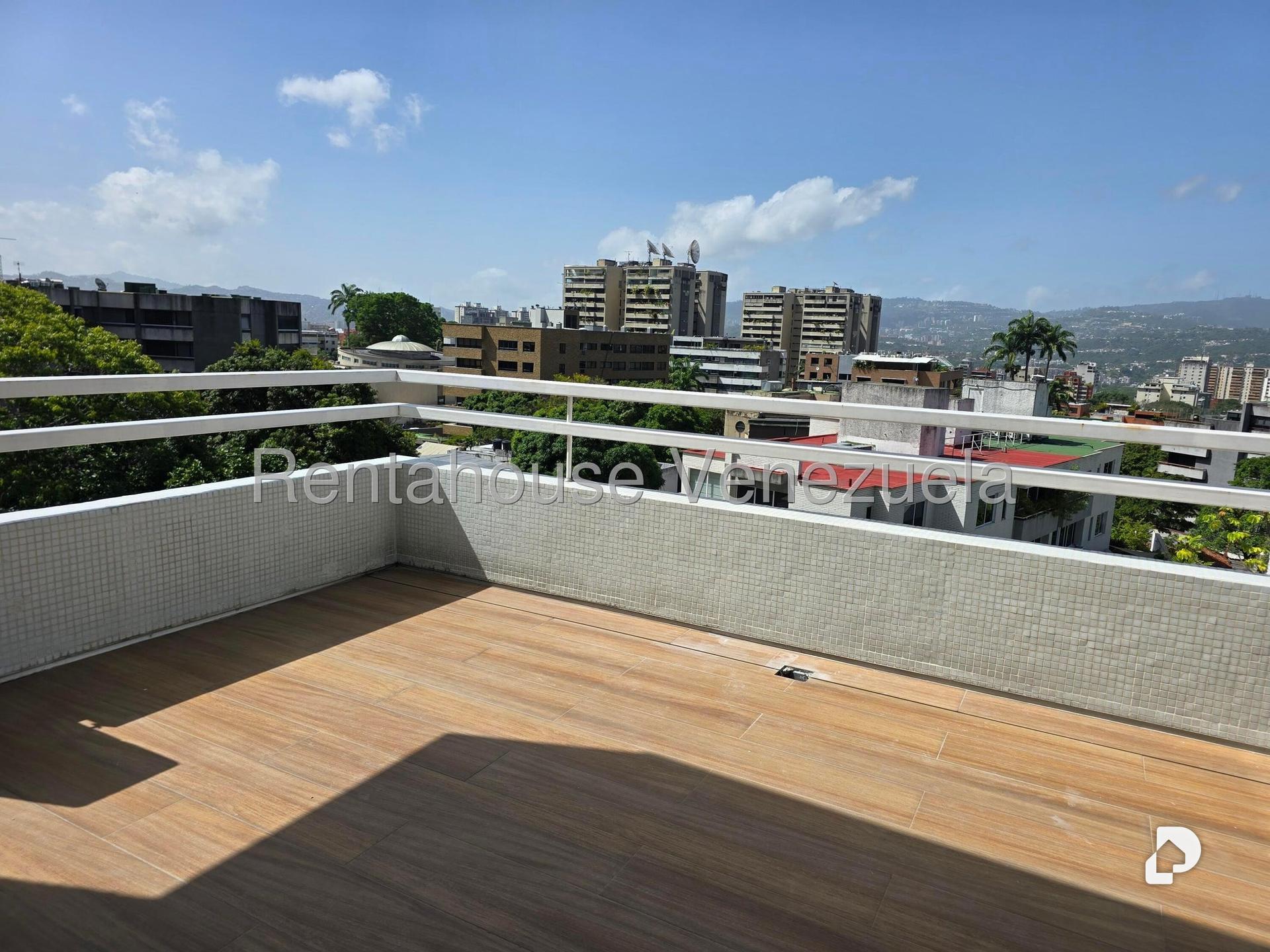 Apartment in Los Palos Grandes, Caracas – 5