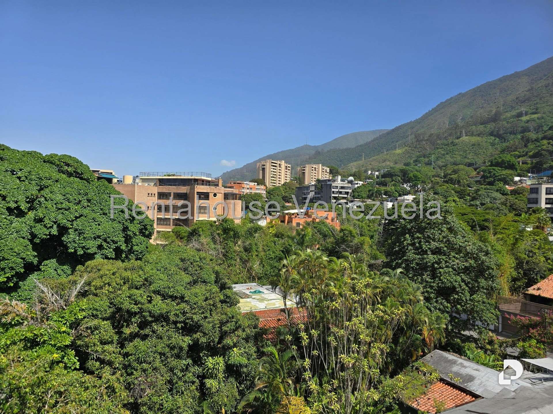 Apartment in Los Palos Grandes, Caracas – 6