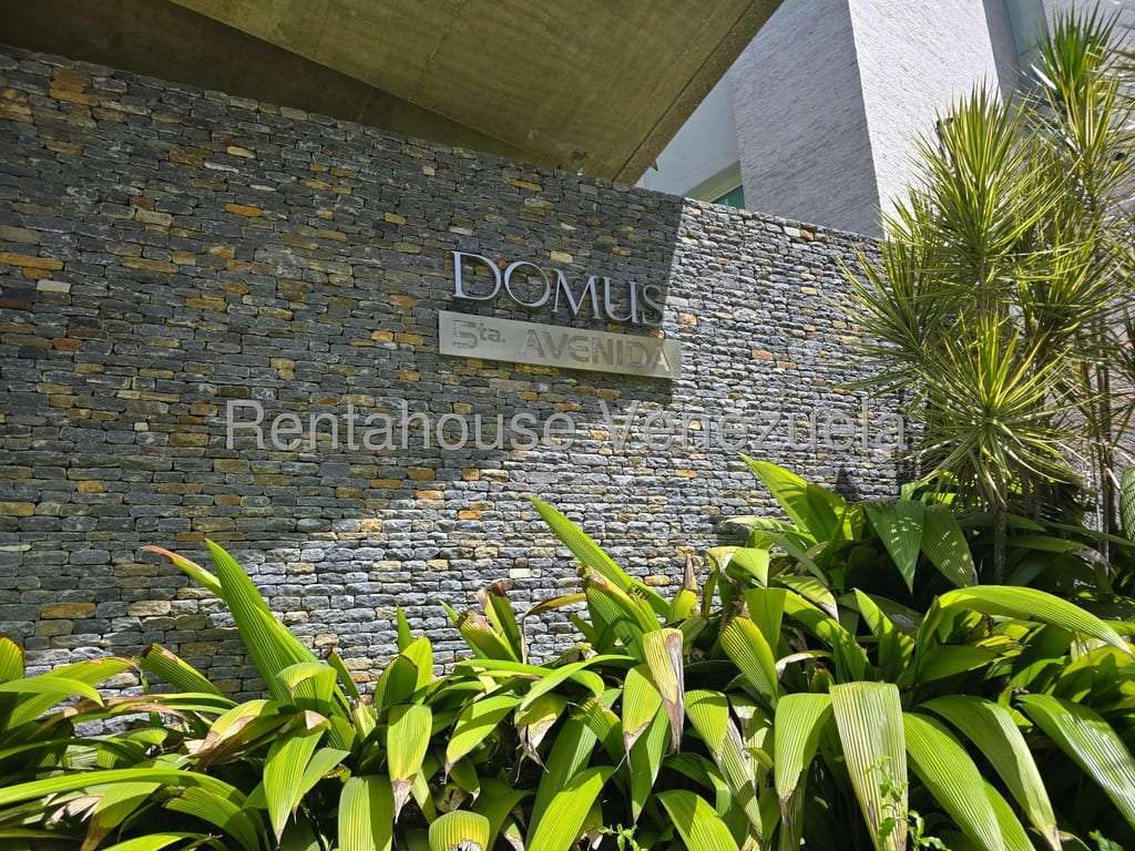 Apartment in Los Palos Grandes, Caracas - 1