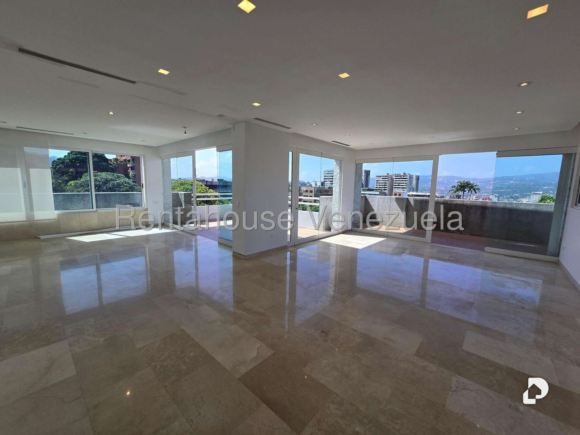 Apartment in Los Palos Grandes, Caracas – 22