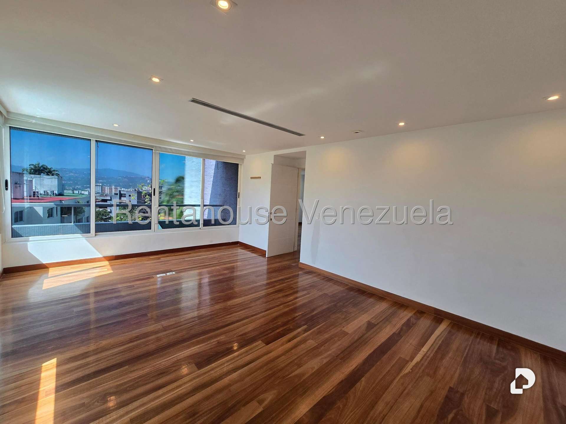 Apartment in Los Palos Grandes, Caracas – 17