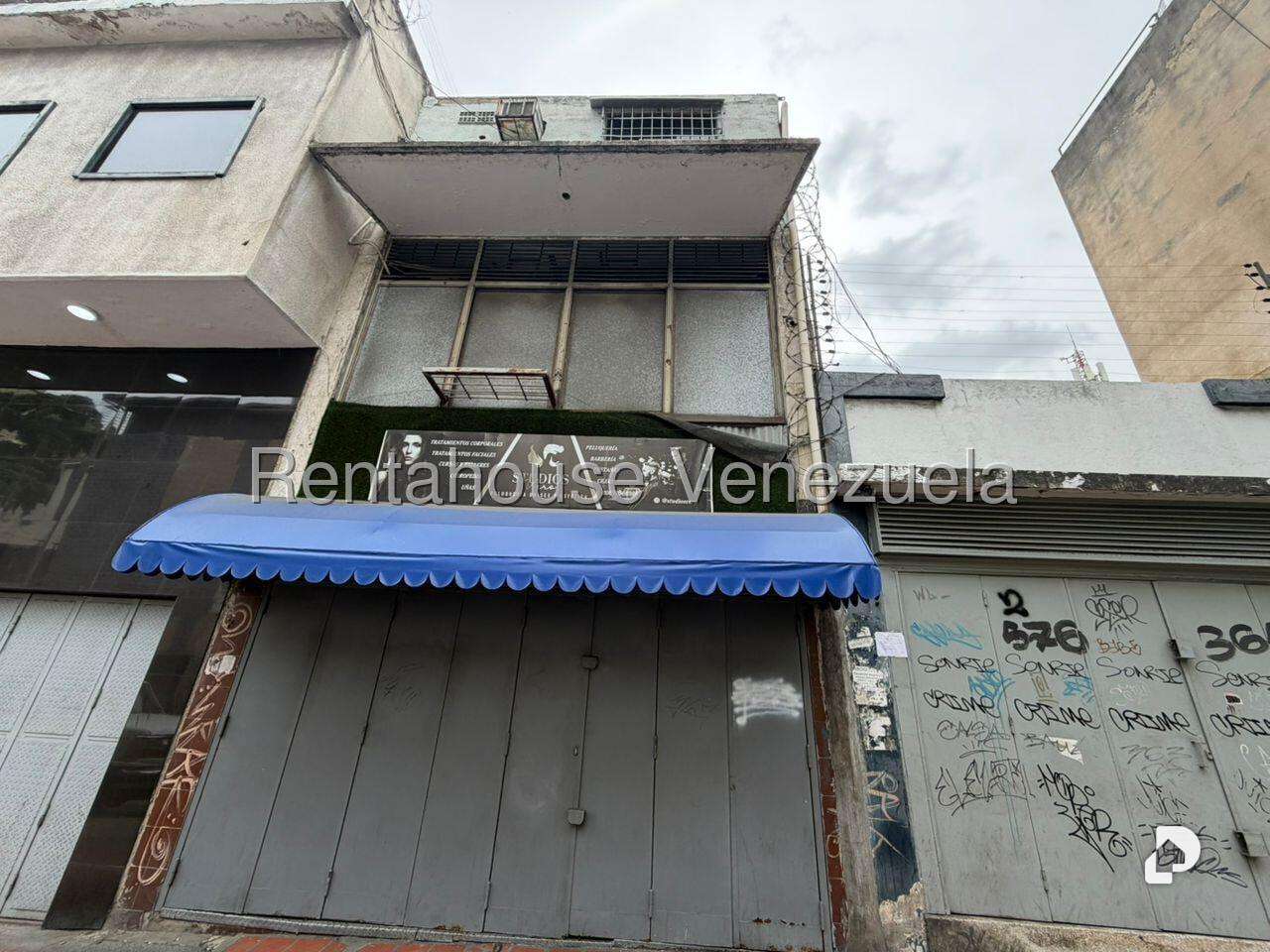 Local comercial en Parroquia La Candelaria, Caracas – 18