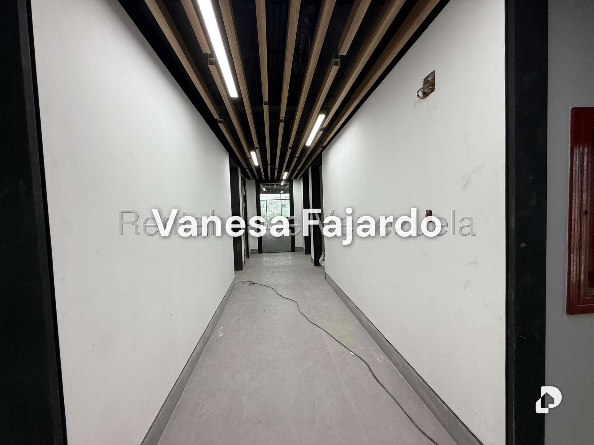 Oficina en Las Mercedes, Caracas – 9