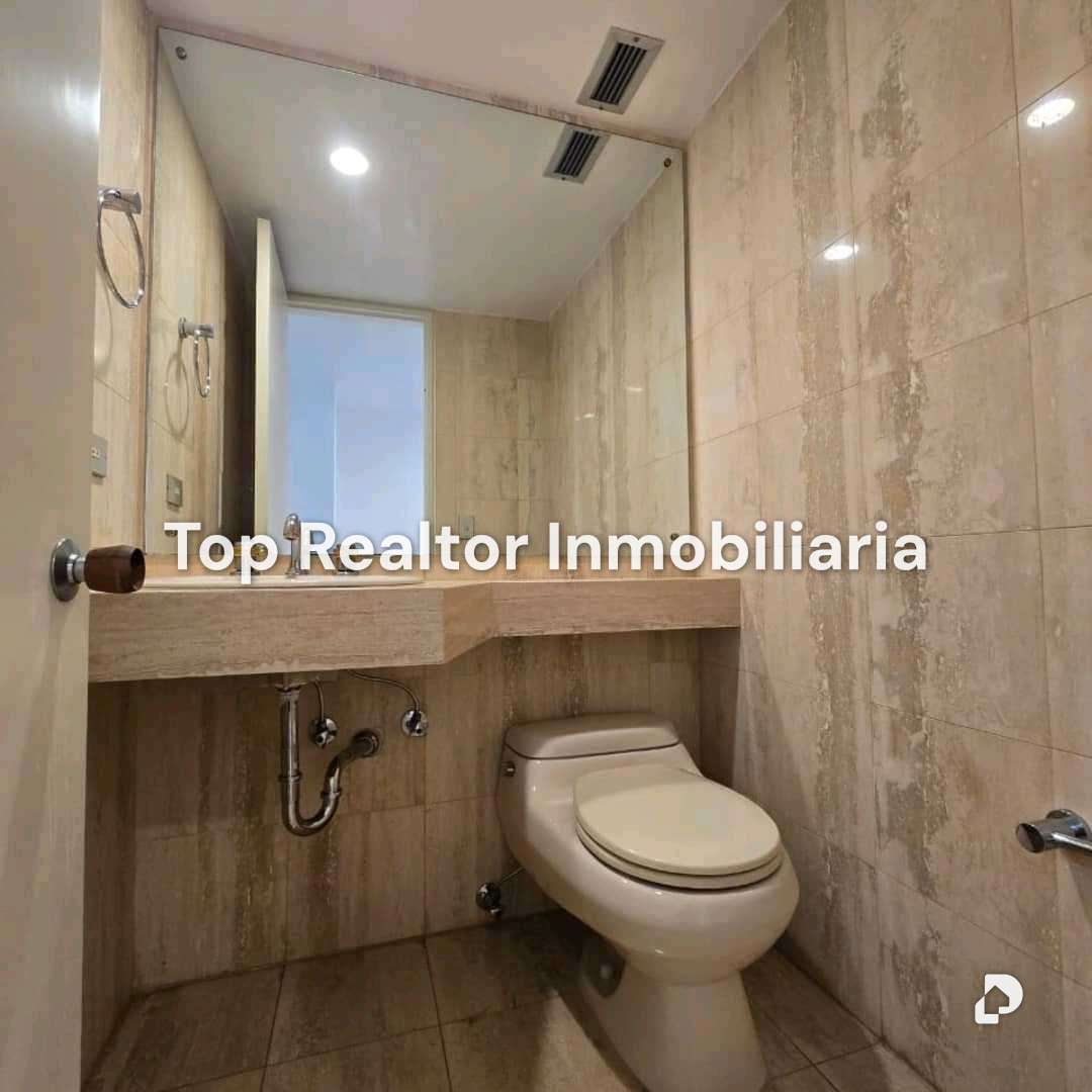 Apartamento en Country Club, Caracas – 7