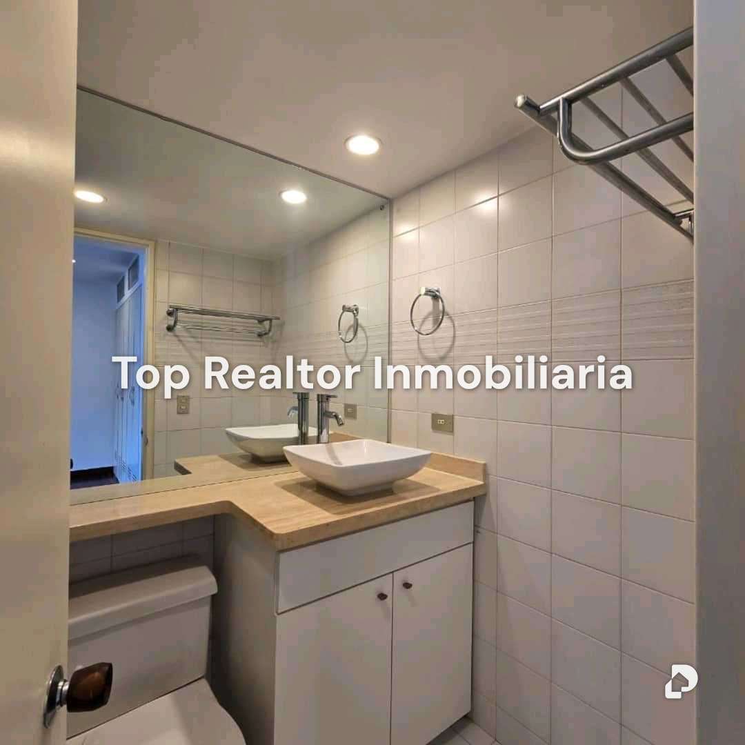 Apartamento en Country Club, Caracas – 12