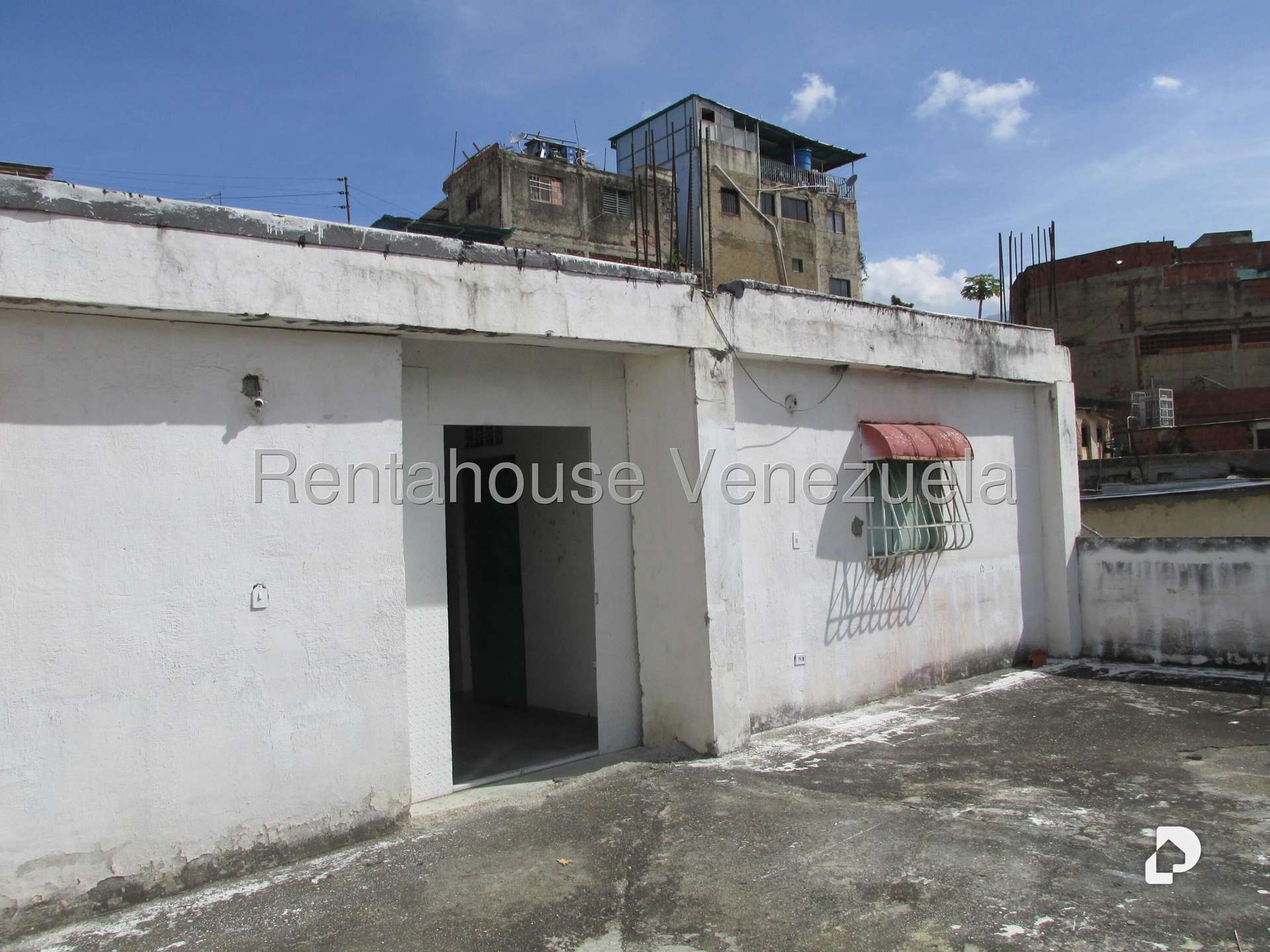 Galpón en Parroquia Santa Rosalía, Caracas – 1