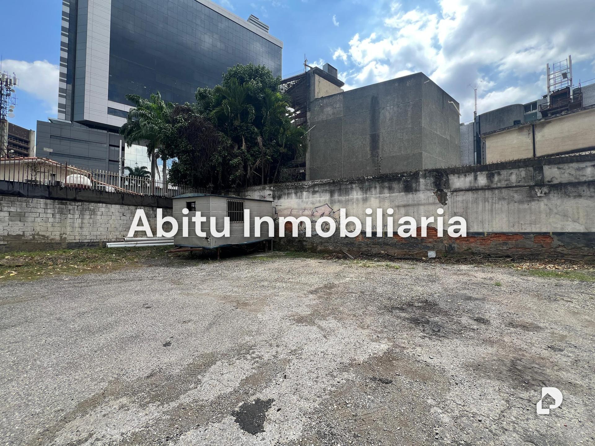 Terreno en Las Mercedes, Caracas – 5