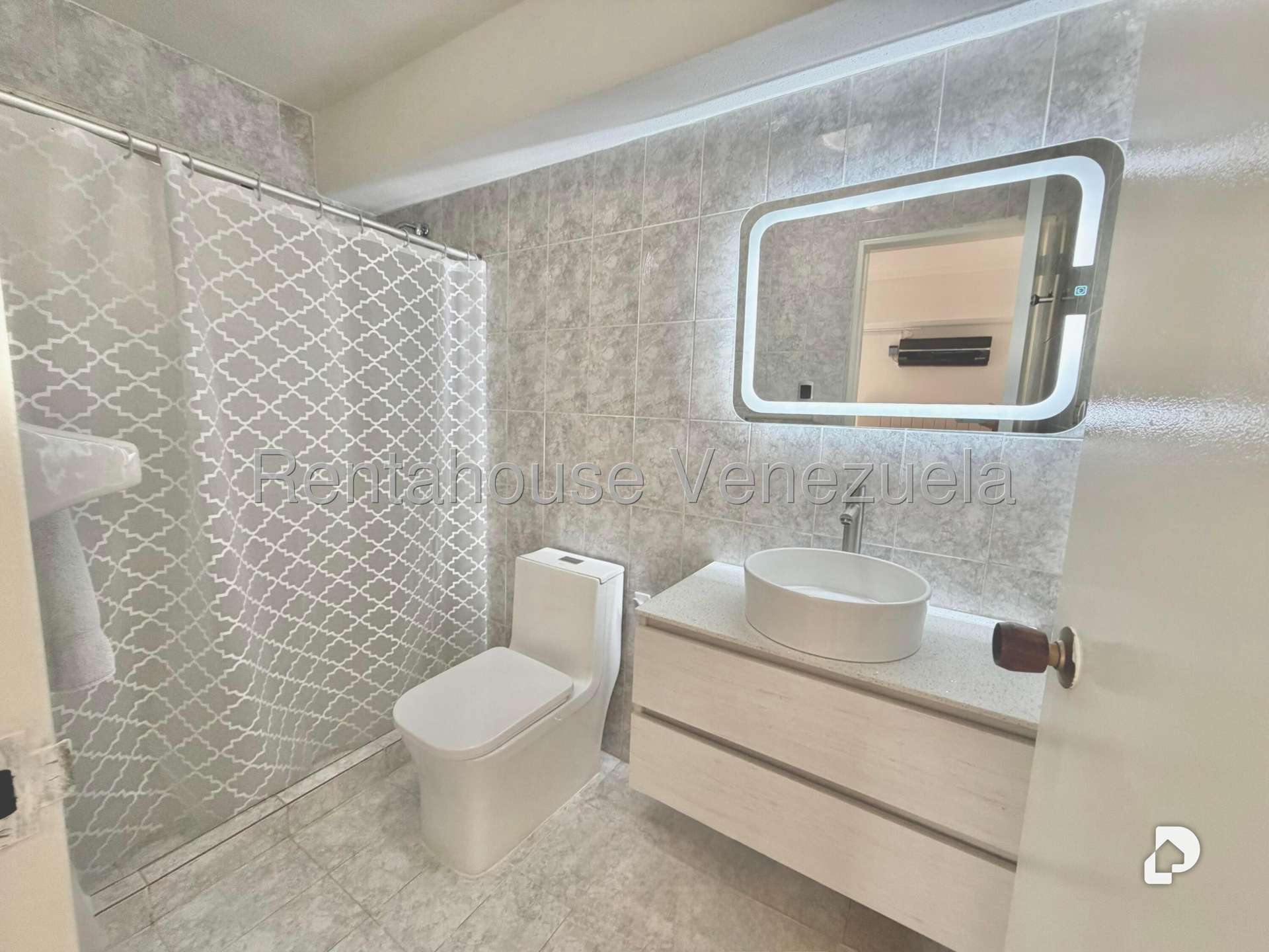 Apartamento en El Cigarral, Caracas – 13