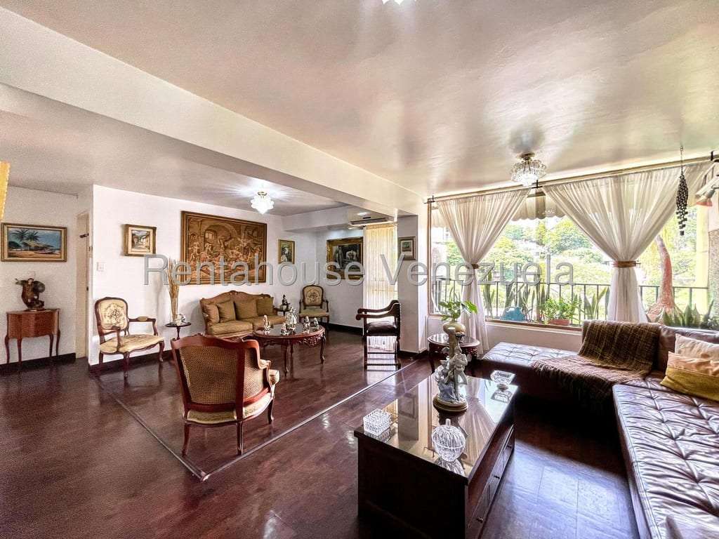 Apartamento en Santa Fe Norte, Caracas