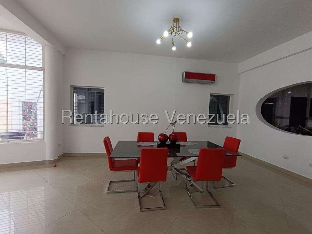 Casa en La Viña, Valencia