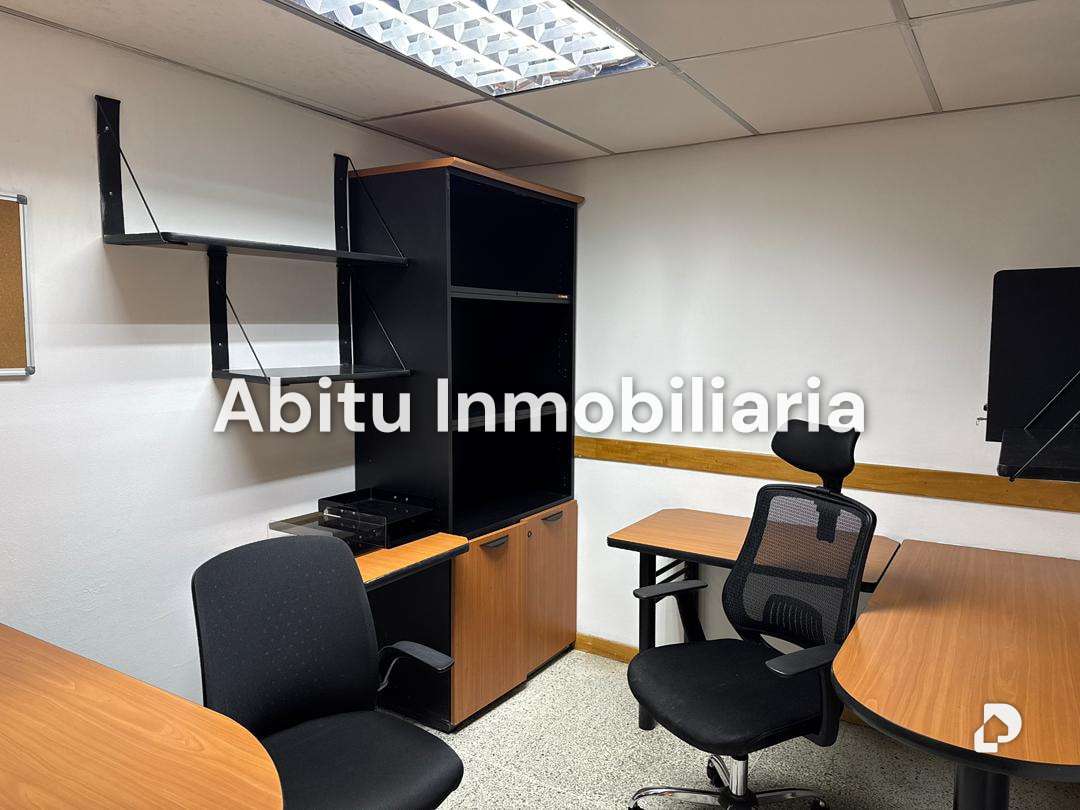 Oficina en La Castellana, Caracas – 14