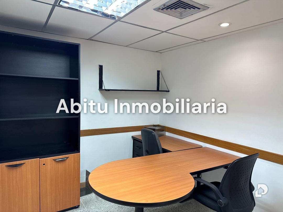 Oficina en La Castellana, Caracas – 19