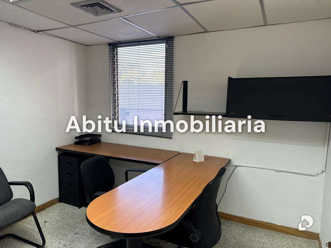 Oficina en La Castellana, Caracas – 21
