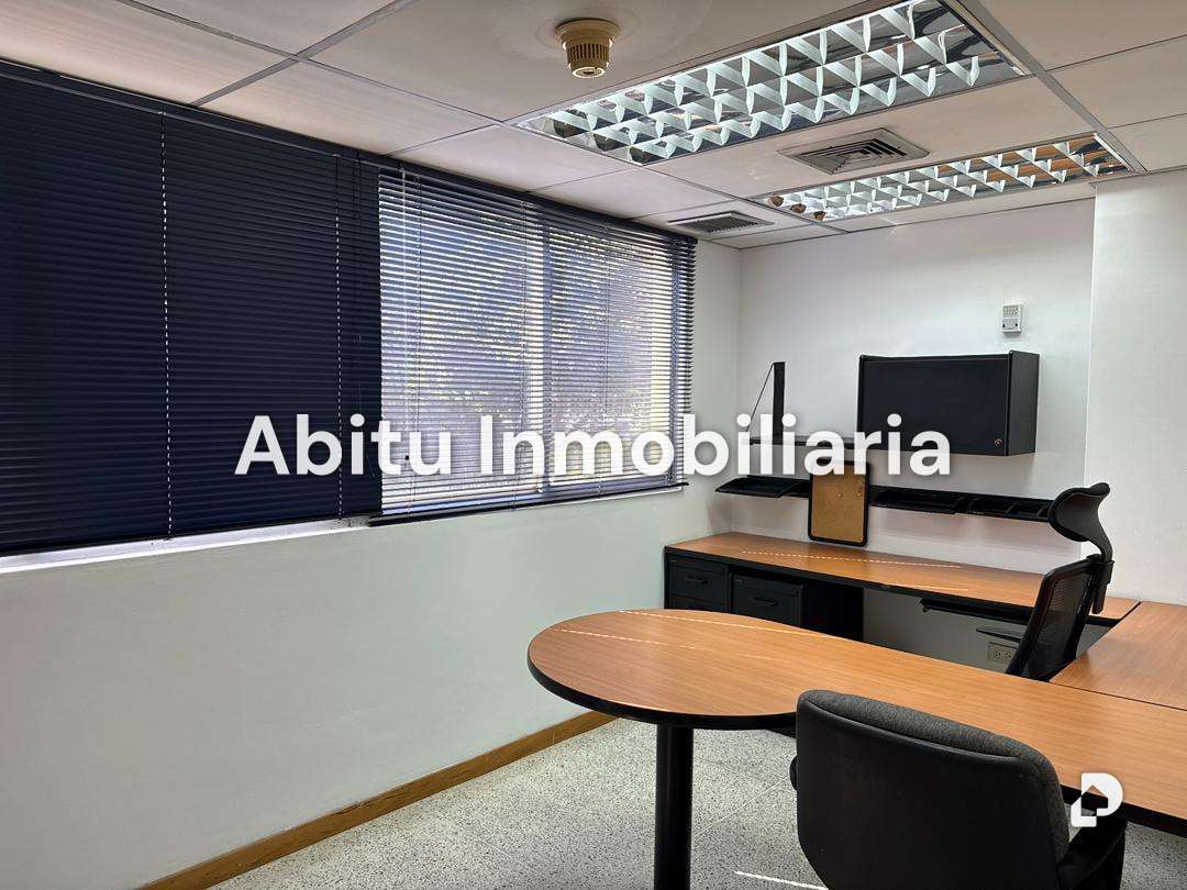 Oficina en La Castellana, Caracas – 20