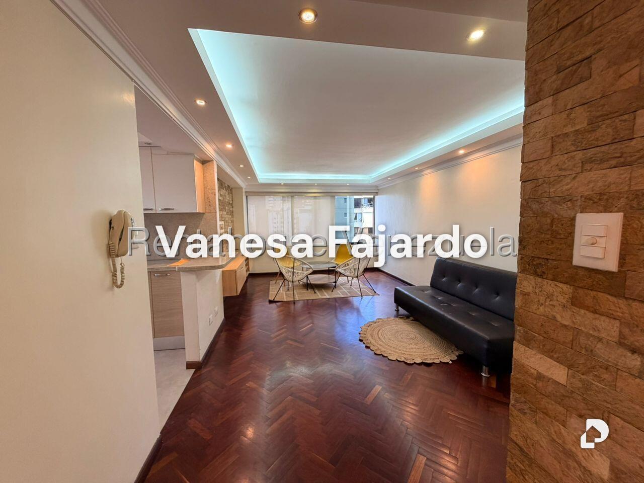 Apartamento en Santa Rosa de Lima, Caracas – 3