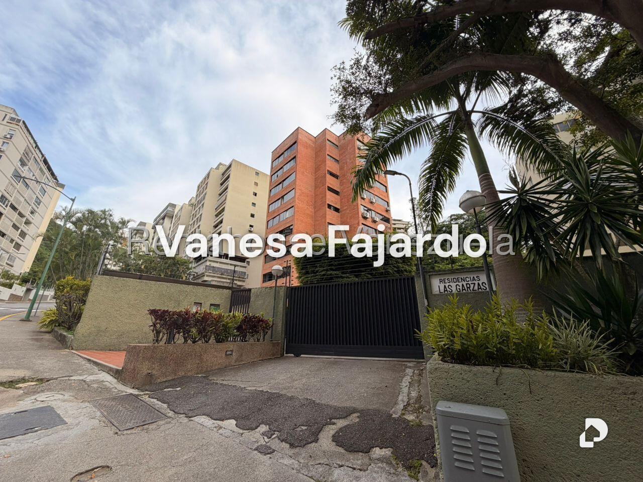 Apartamento en Santa Rosa de Lima, Caracas – 1