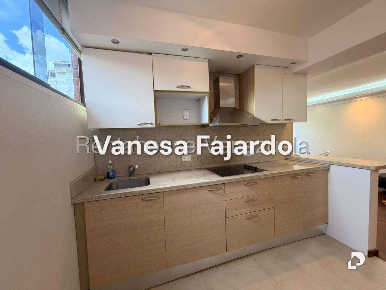 Apartamento en Santa Rosa de Lima, Caracas – 10
