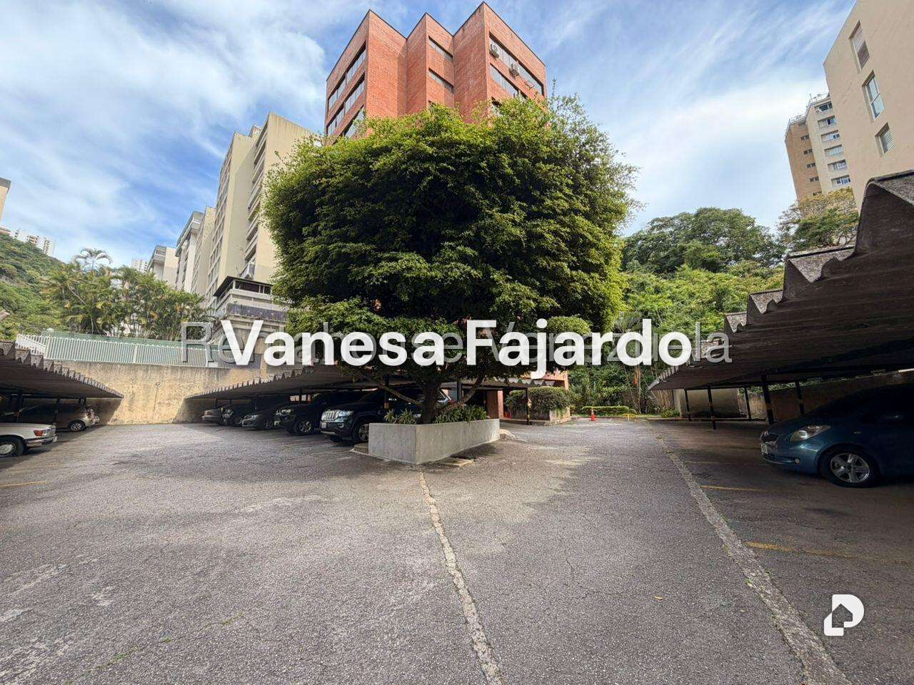 Apartamento en Santa Rosa de Lima, Caracas – 20