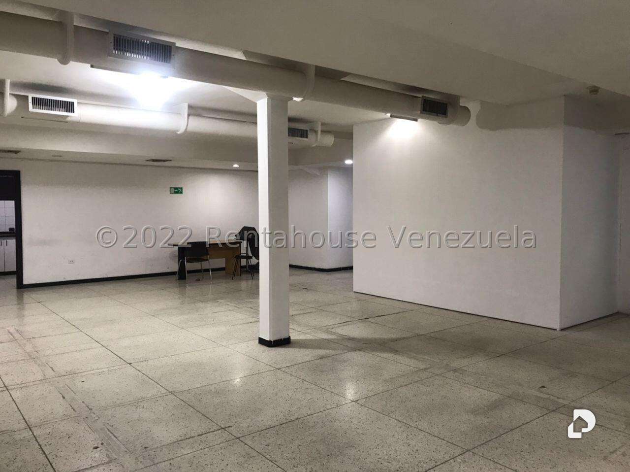 Edificio en Boleíta Sur, Caracas – 27