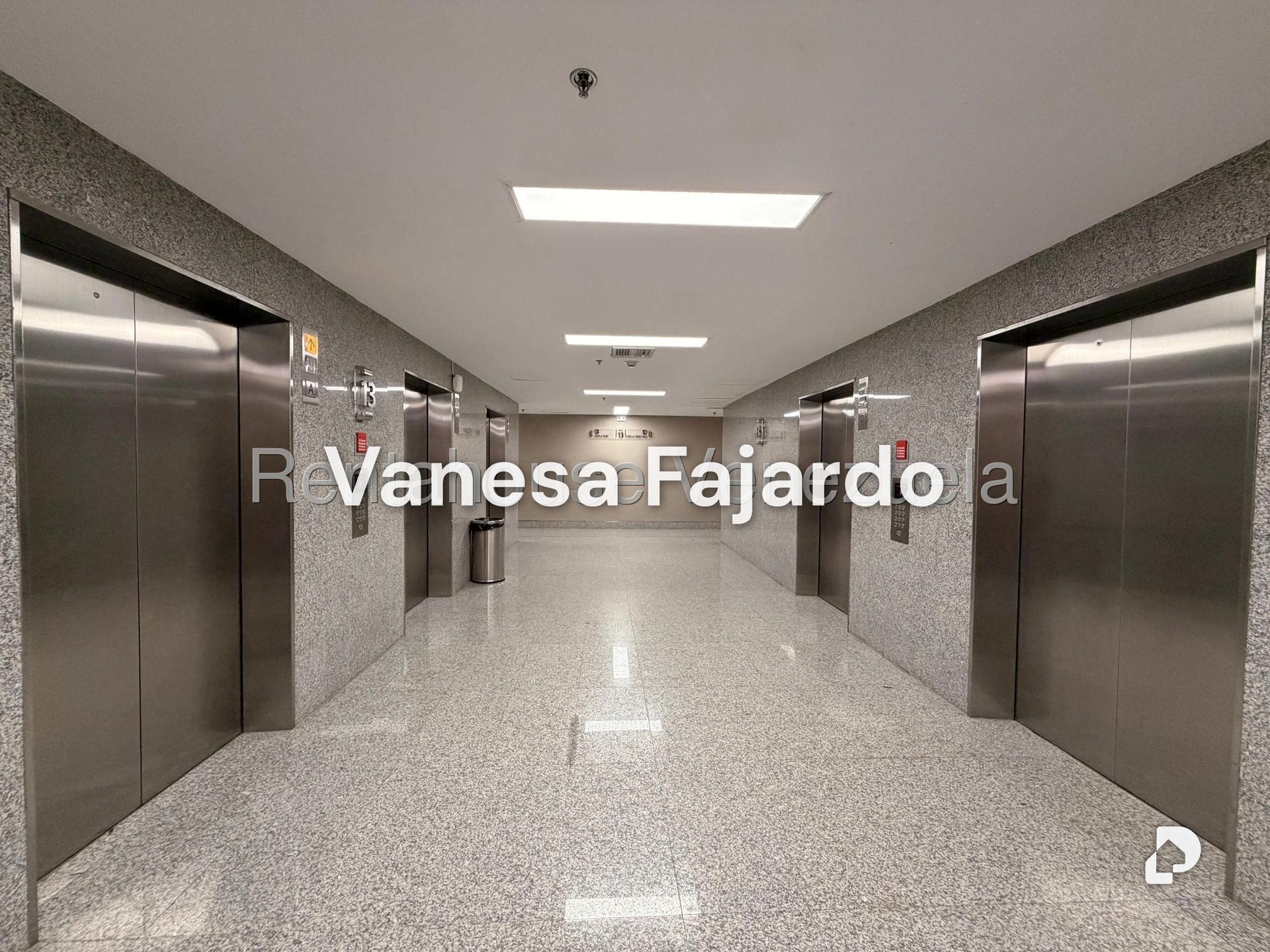 Oficina en Las Mercedes, Caracas – 5