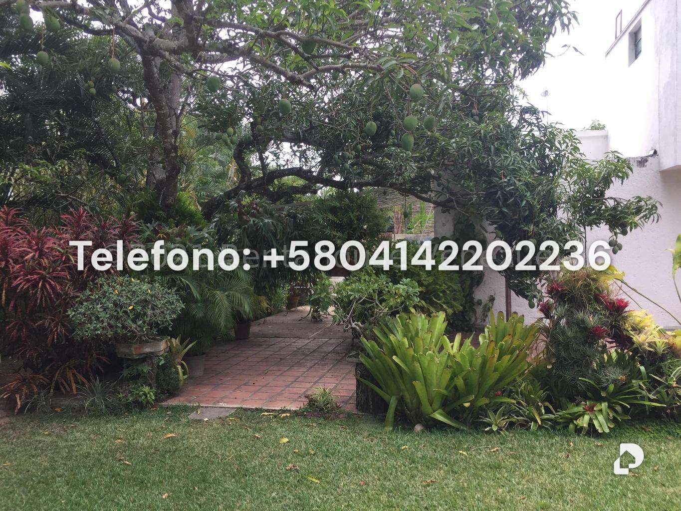 Casa en Prados del Este, Caracas – 33