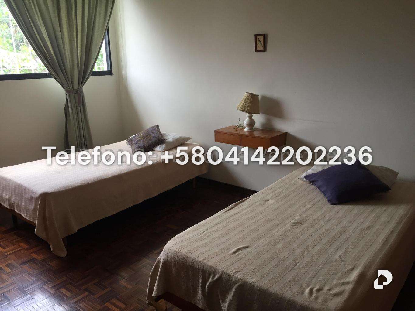 Casa en Prados del Este, Caracas – 26