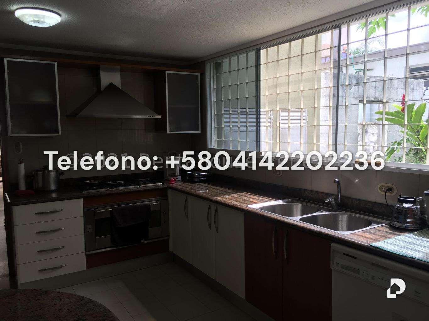 Casa en Prados del Este, Caracas – 9