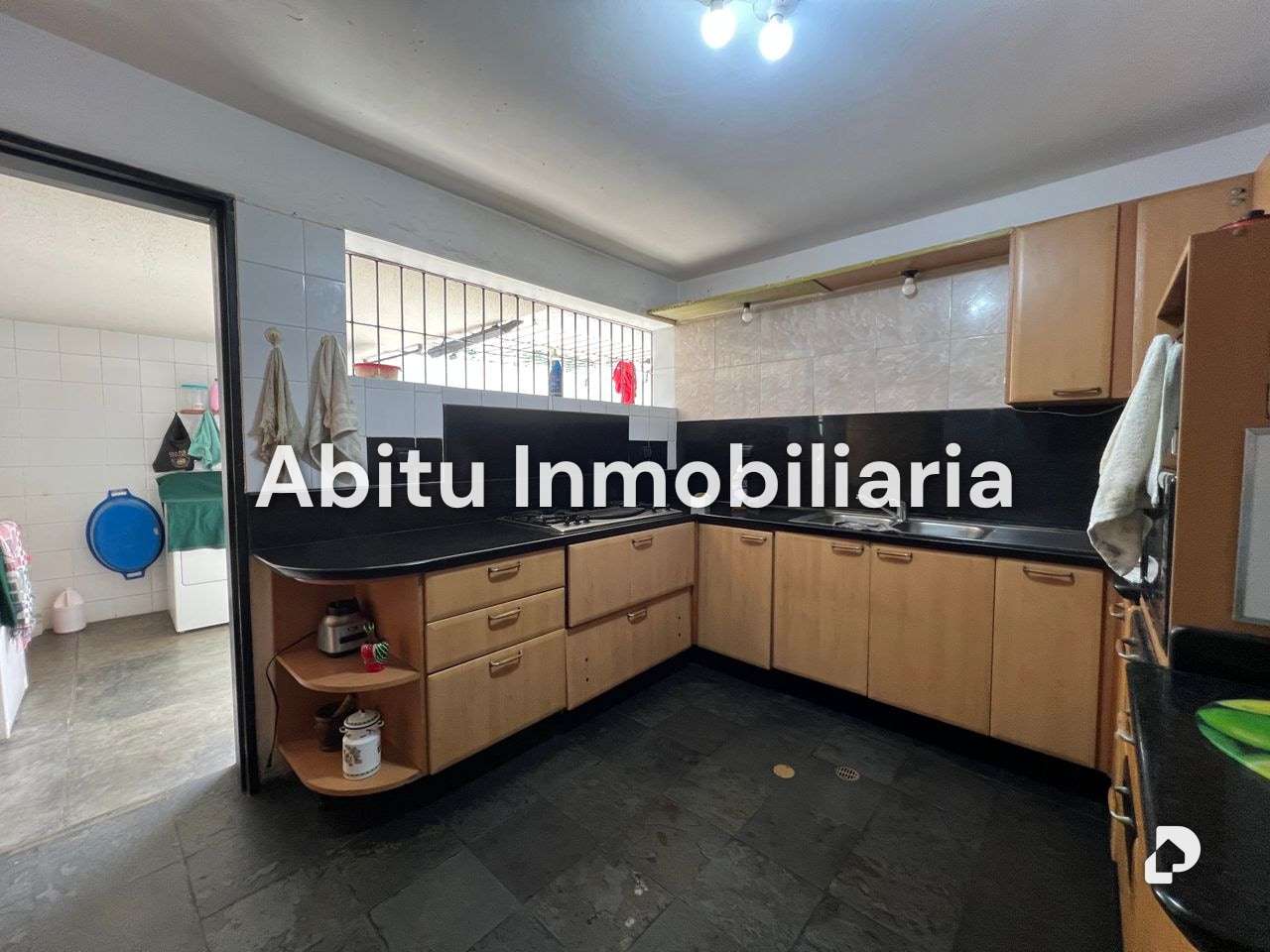 House in Santa Marta, Caracas – 14