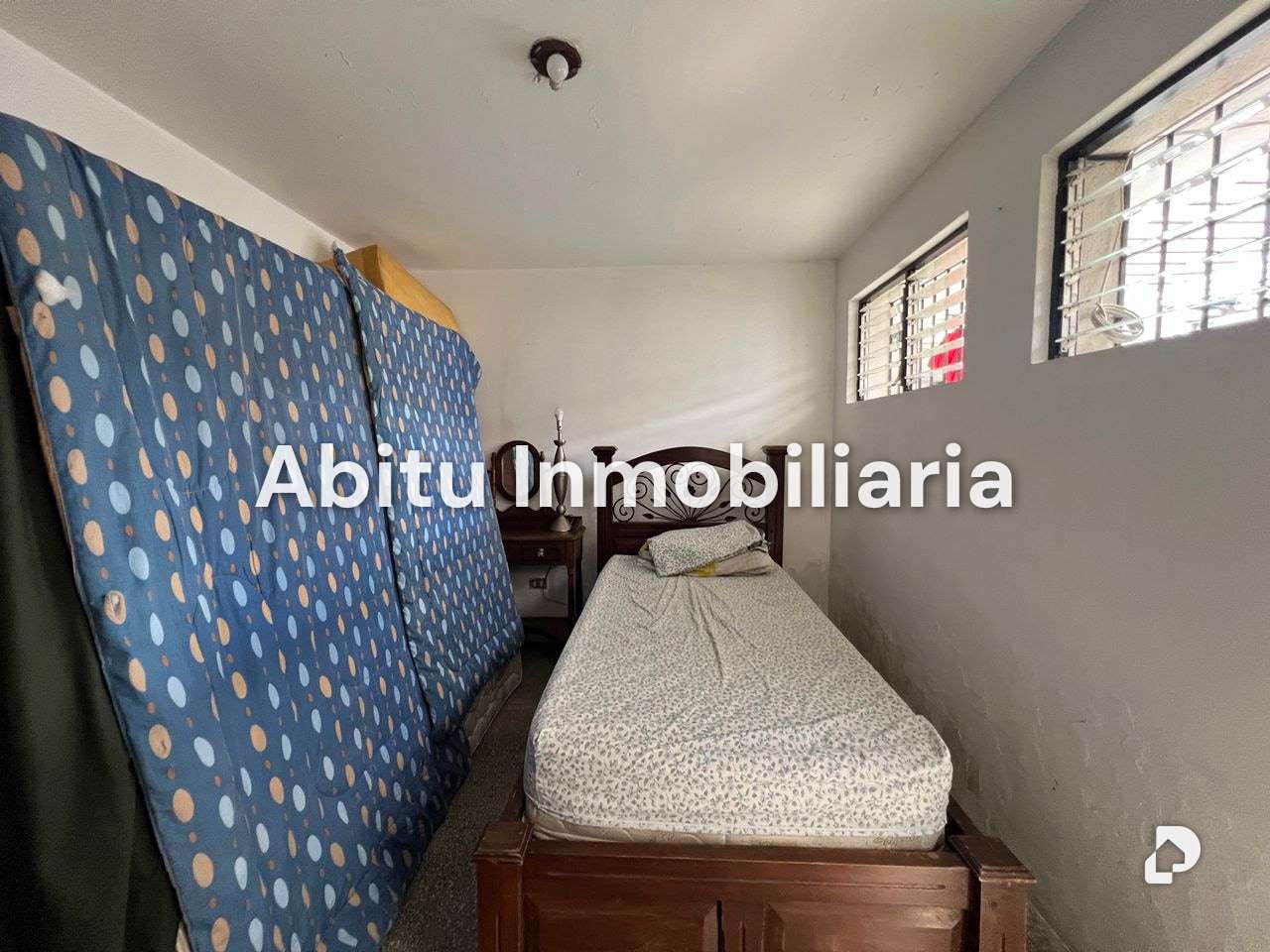 House in Santa Marta, Caracas – 30