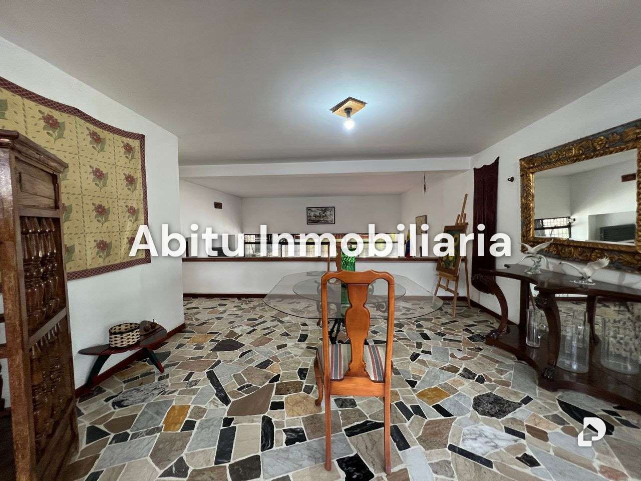 House in Santa Marta, Caracas – 15