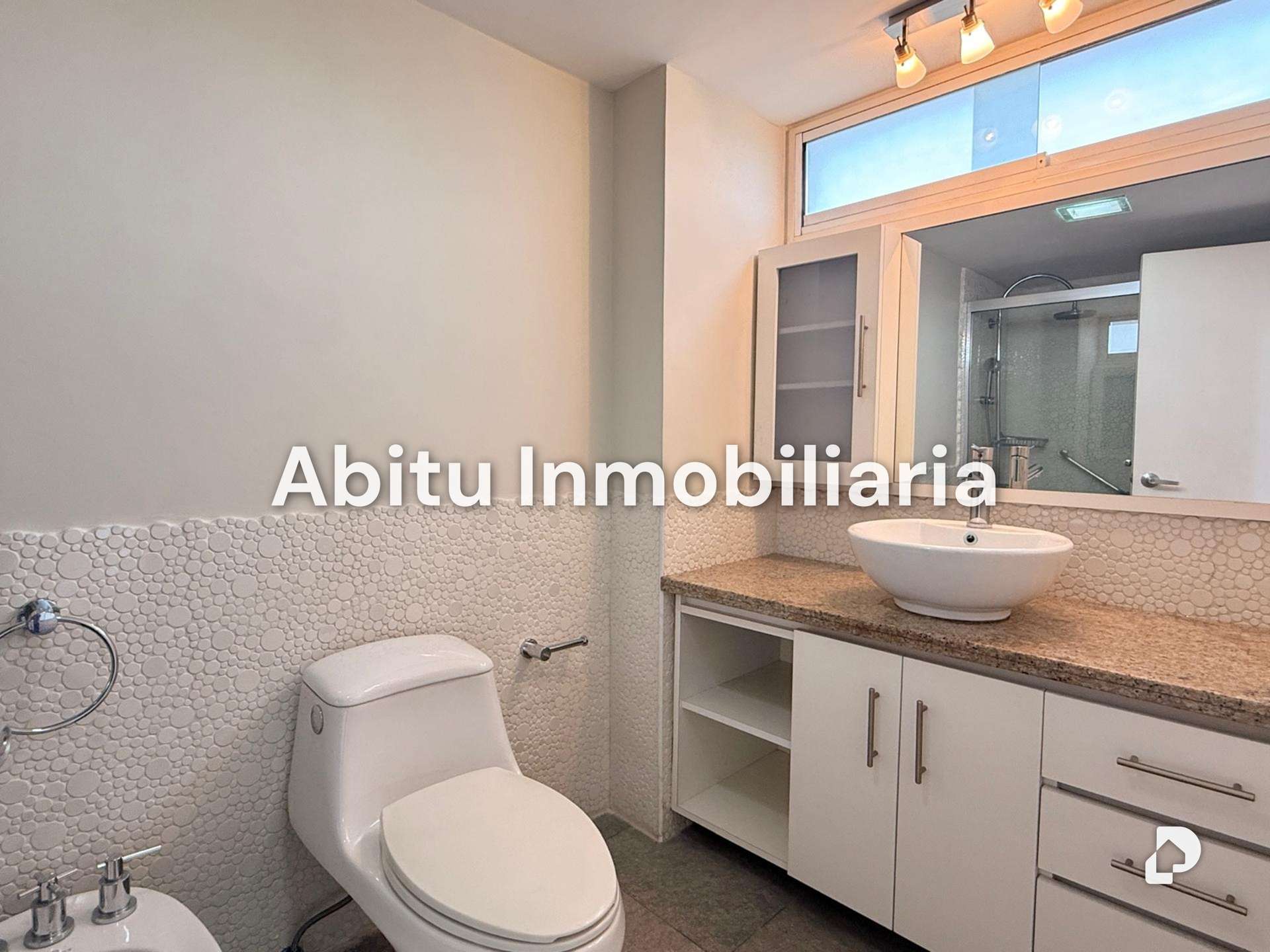 Apartamento en El Pedregal, Caracas – 11