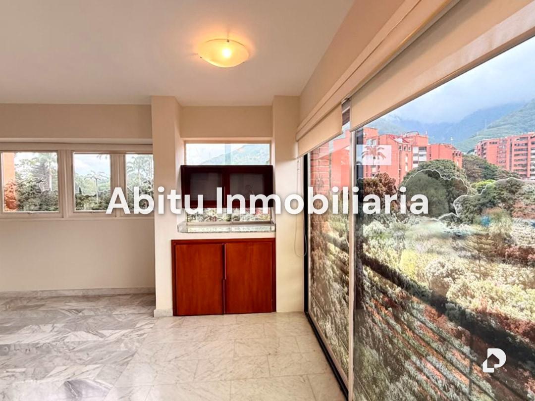 Apartamento en El Pedregal, Caracas – 2
