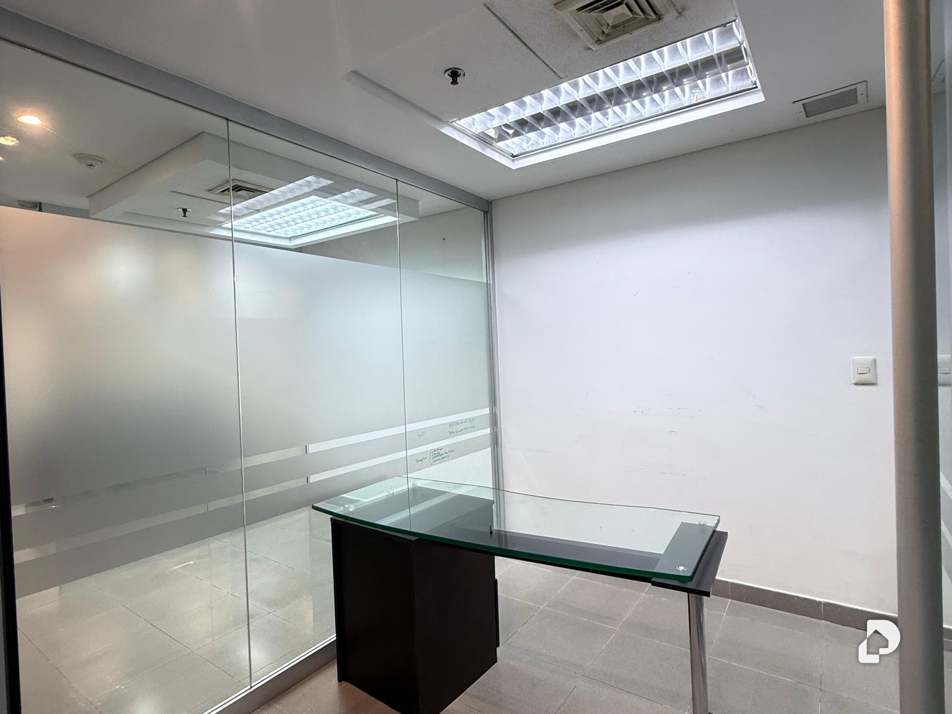 Oficina en El Rosal, Caracas – 5