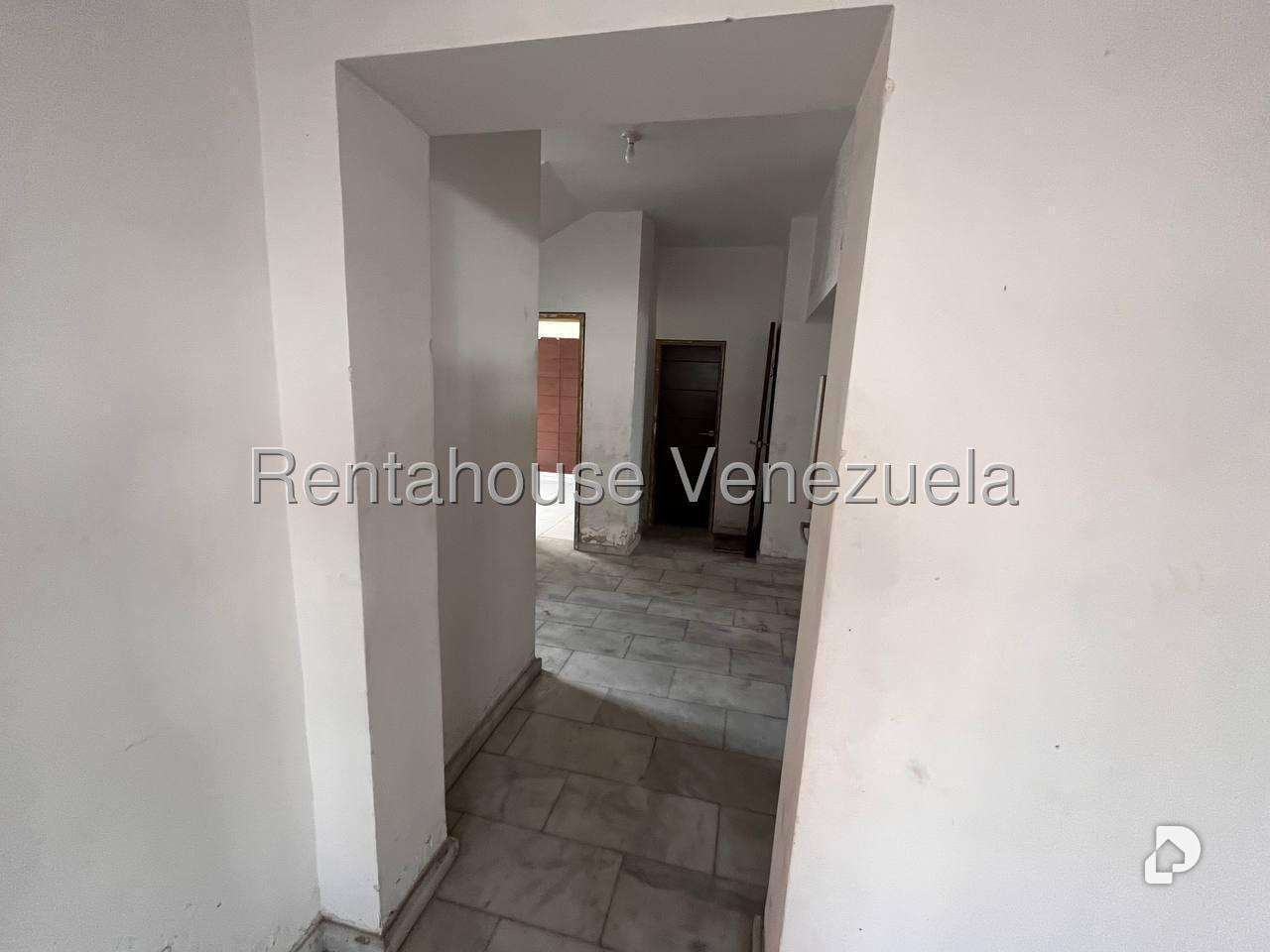 Casa en Altamira, Caracas – 10