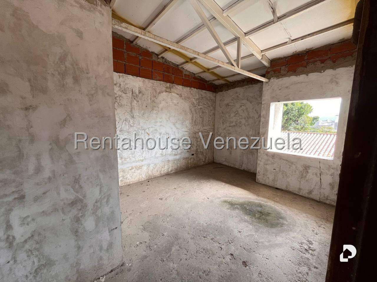 Casa en Altamira, Caracas – 22