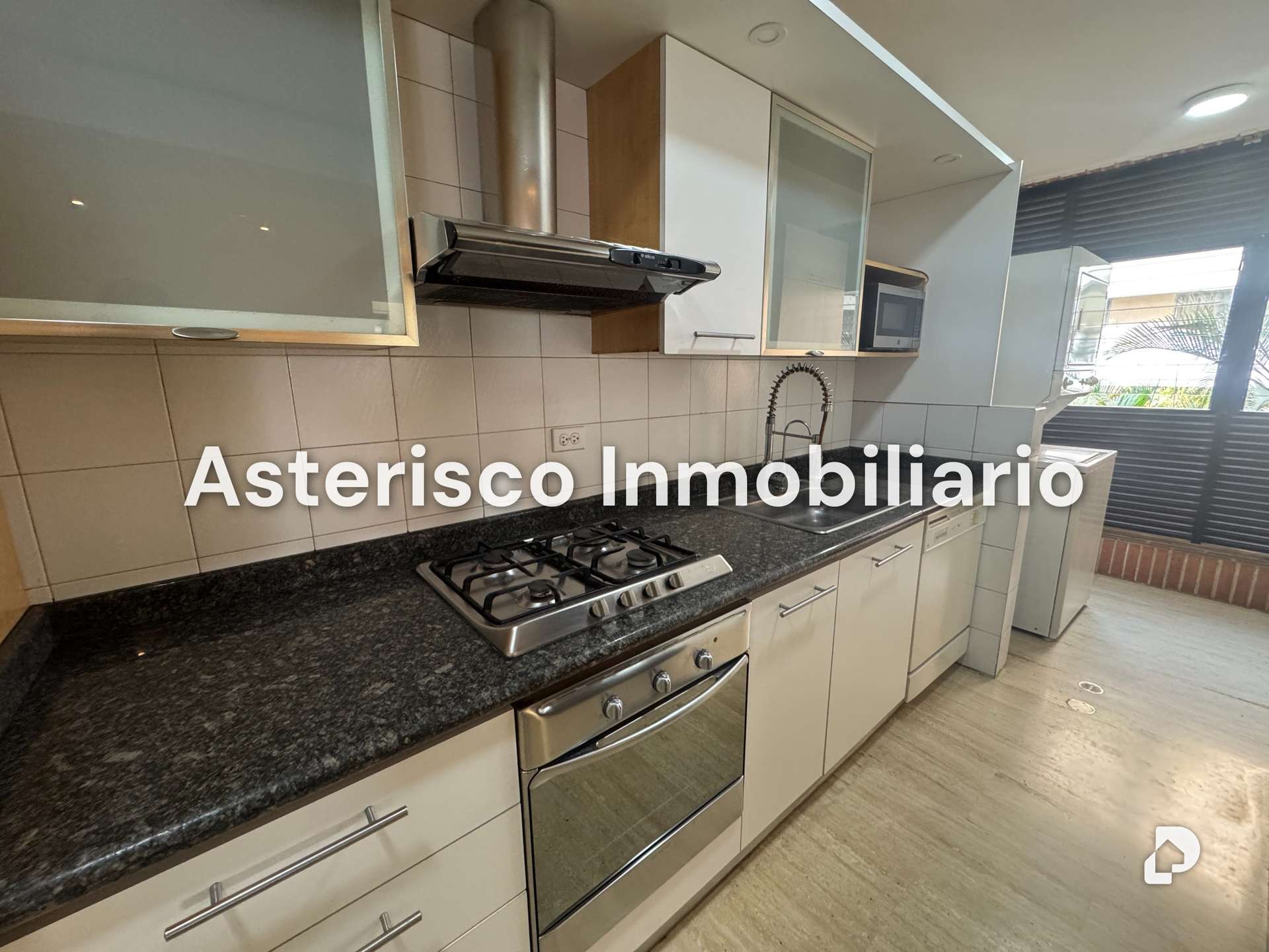 Apartamento en Campo Alegre, Caracas – 9