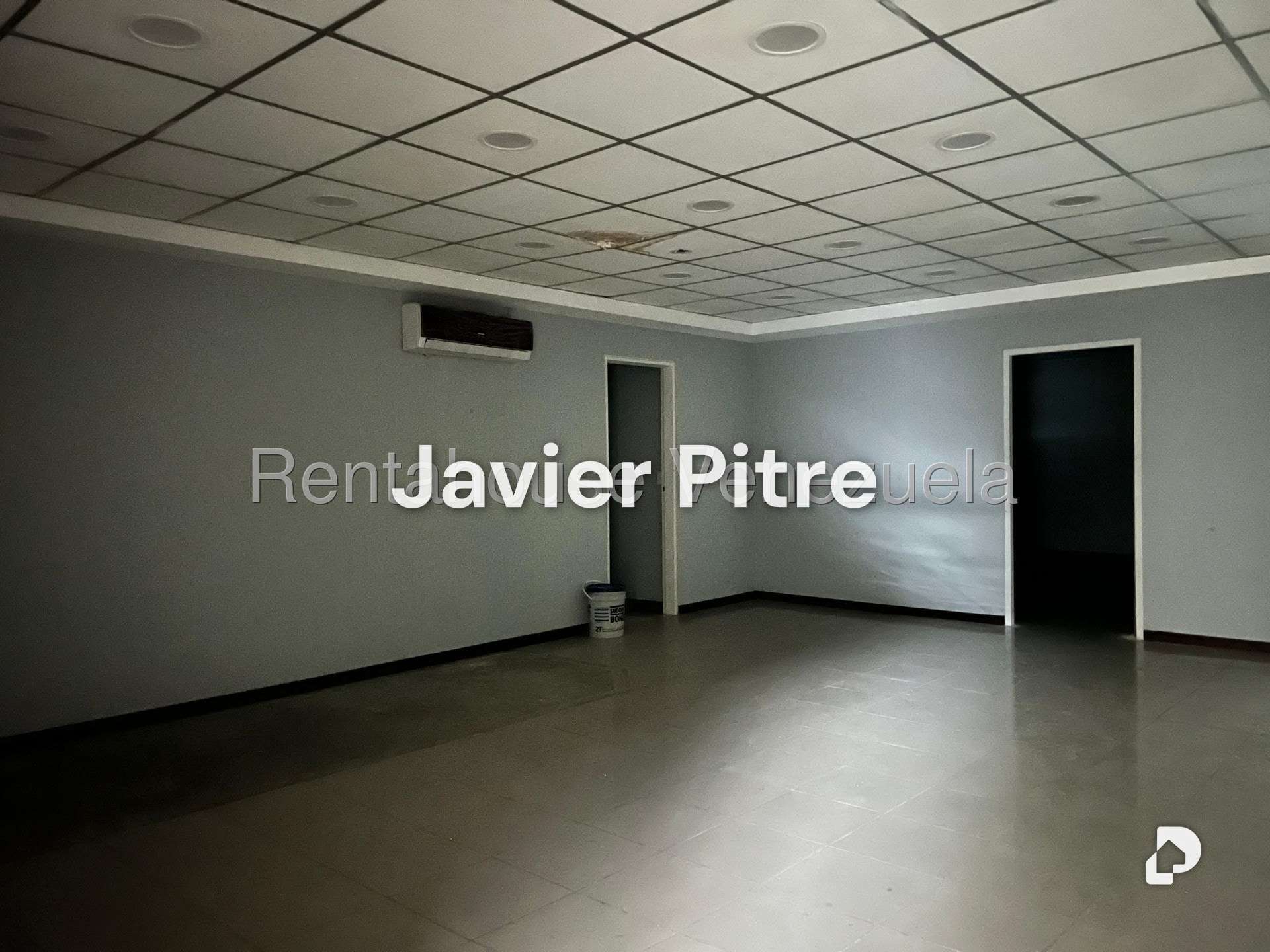 Local comercial en La California Norte, Caracas – 11