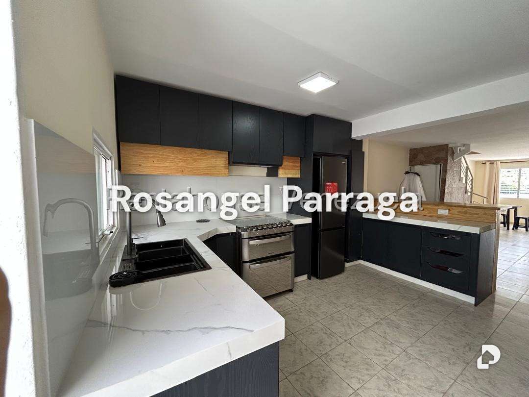 Apartamento en Flor Amarillo – 3