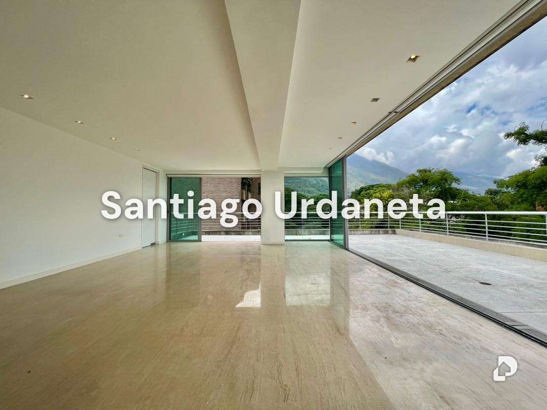 Apartamento en Country Club, Caracas – 4