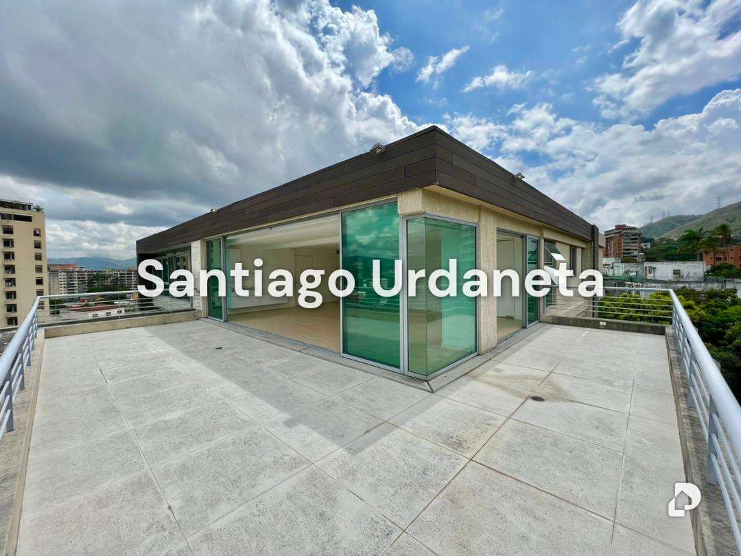 Apartamento en Country Club, Caracas – 2