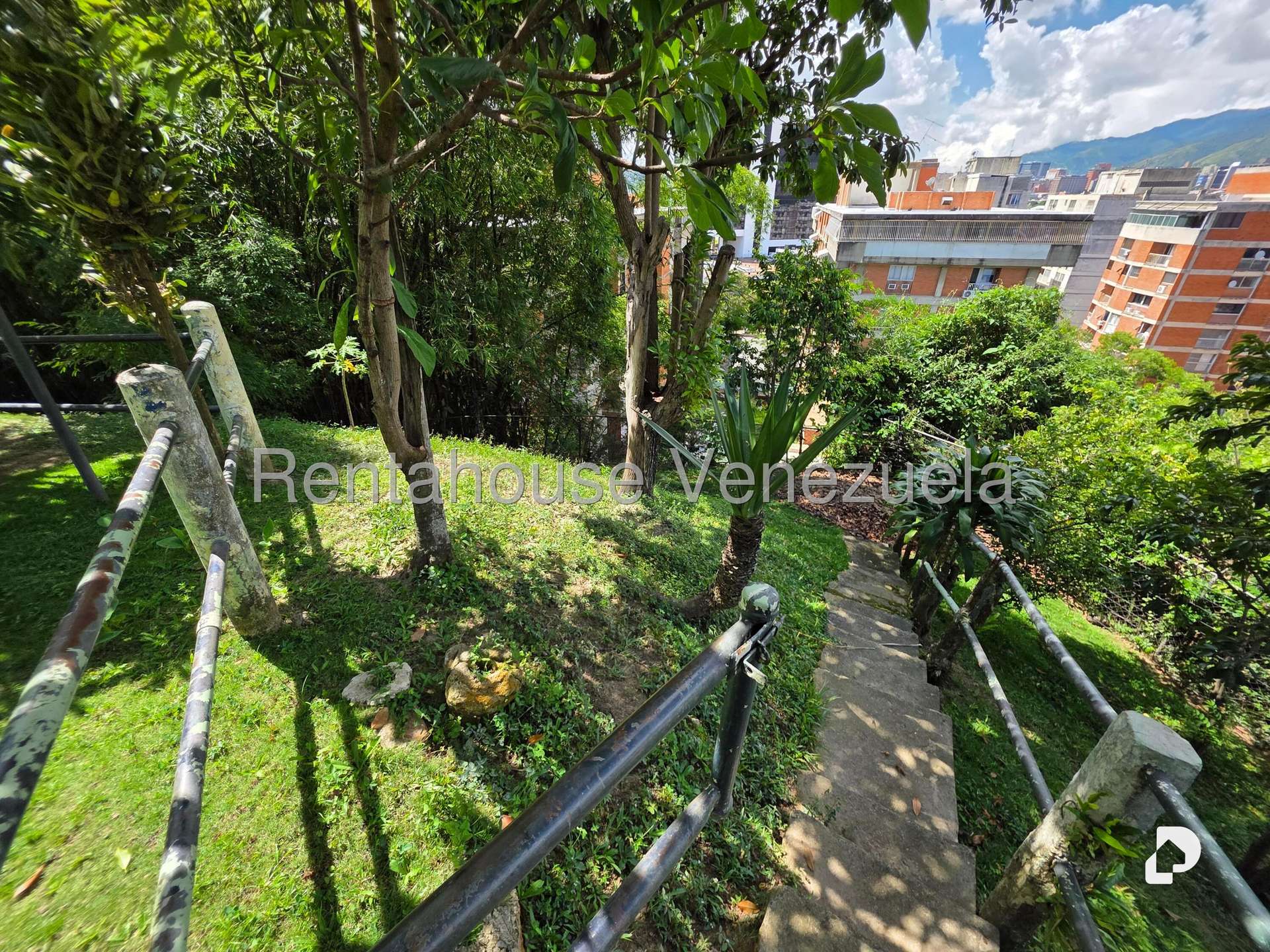Casa en Chuao, Caracas – 26