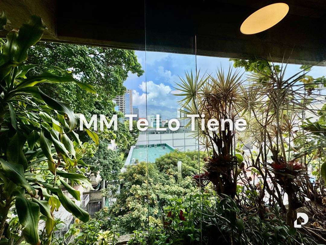 Building in Las Mercedes, Caracas – 15