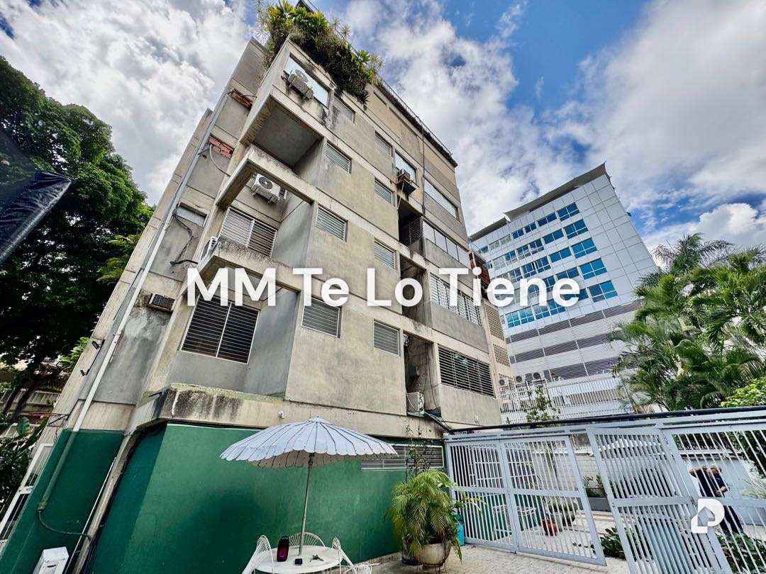 Building in Las Mercedes, Caracas – 2