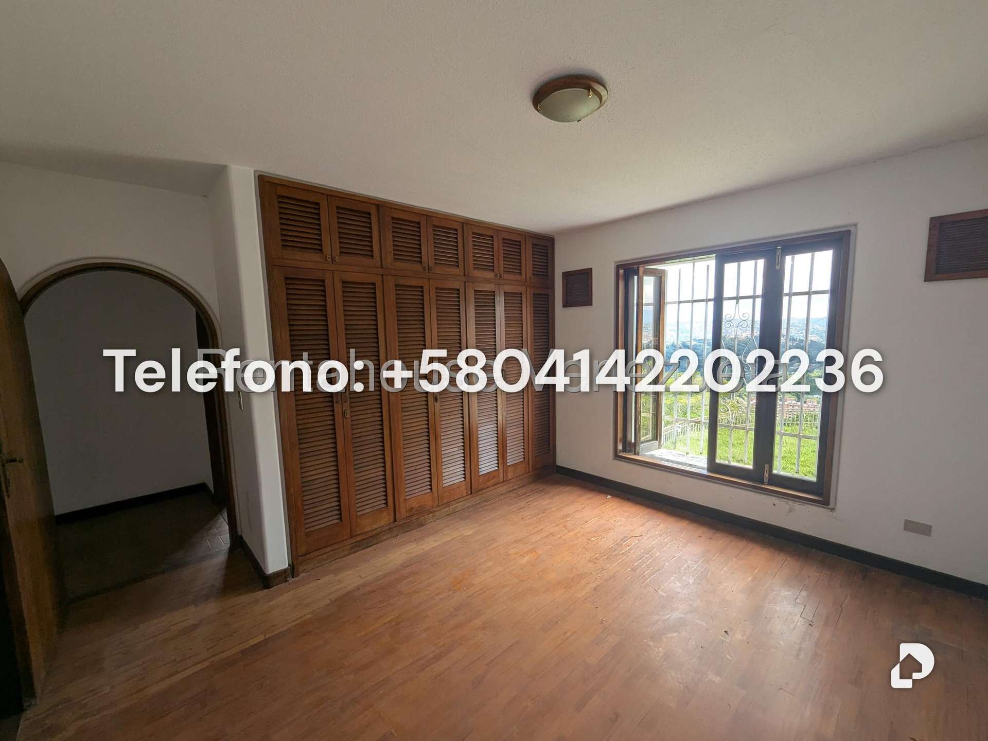 Casa en Cerro Verde, Caracas – 32