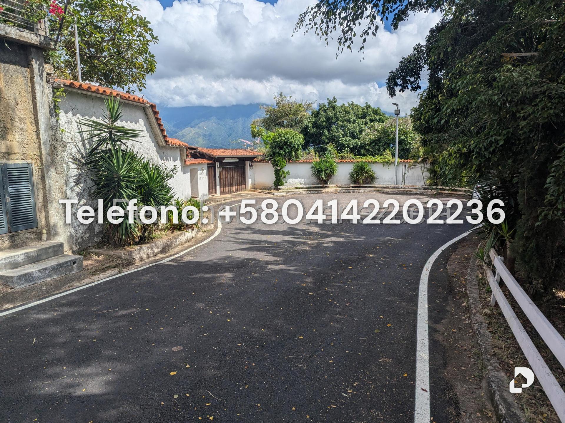 Casa en Cerro Verde, Caracas – 3